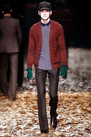 Look 10